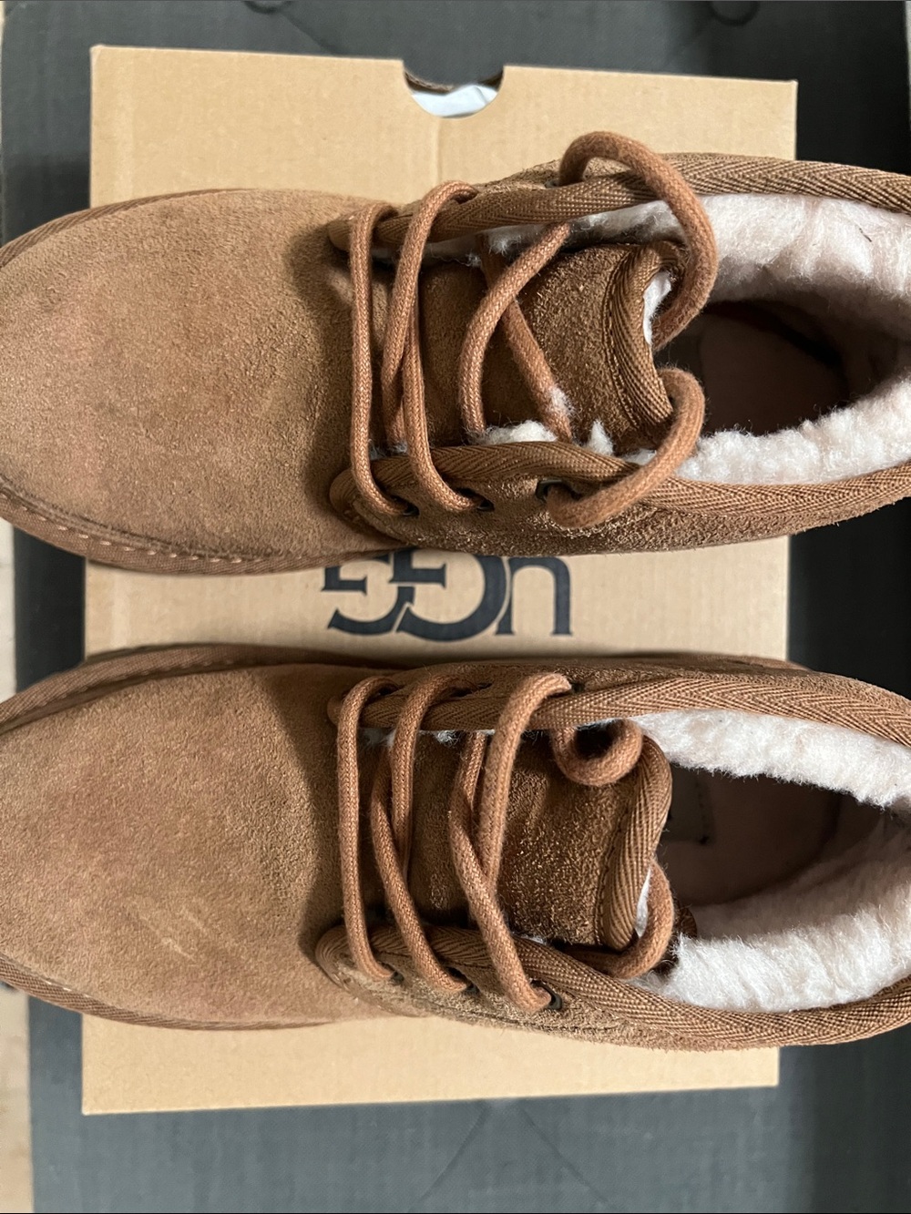 UGG Women’s Chestnut Neumel